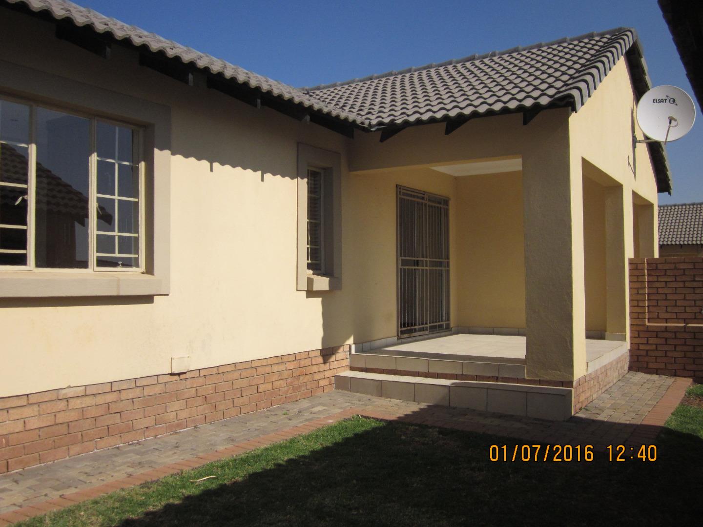 2 Bedroom Simplex for Sale - Gauteng